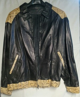 Chaqueta de cuero negra con detalles de pitón Foto 1 de 4