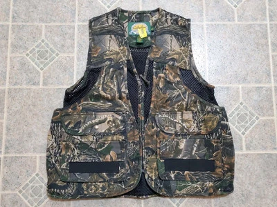 Cabelas Hunting Vest Forest Camo Men Small NEW - Image 1 of 4