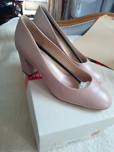 Beautiful Hogl Nude Shoe Kid Leather, Soft , Size UK 2 1/2 (2.5) US 5, Brand New - Picture 1 of 17