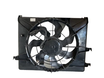 Ventilador de refrigeración motor Hyundai Sonata original 2.0 Crdi 2009 Foto 1 de 4