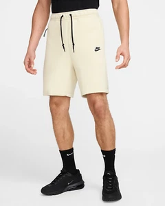 New with tag Men's Nike Sportswear Tech Fleece Shorts FB8171-020 - Picture 1 of 7