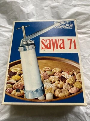 VINTAGE SWEDISH MADE SAWA 71 DELUXE METAL COOKIE PRESS SPRITZ  - Image 1 of 4