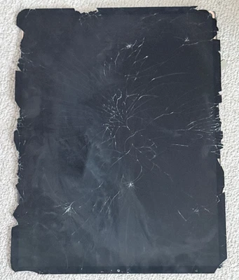 Cracked LCD OLED Screen for iPad Pro 12.9 (3rd Gen / 4th Gen 2020) A2229 *READ* - Image 1 of 4