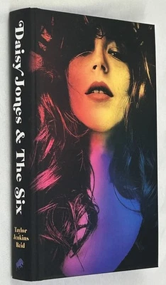 SIGNED Daisy Jones & the Six by Taylor Jenkins Reid FIRST UK LIMITED EDITION - Image 1 of 4