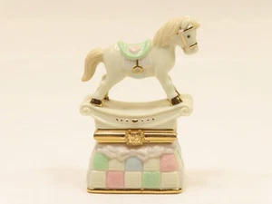 Lenox 6120372 Schaukelpferd Schatzkiste gebeizt Box Neu in OVP 6521 - Bild 1 von 8