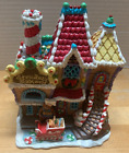 2005 Lemax Christmas Sugar N Spice Strudel's Bakery Gingerbread House Porcelain
