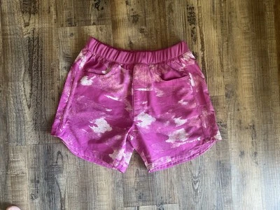 Carhartt Girls Size 12 Elastic Camouflage Pink and White Shorts - Image 1 of 3