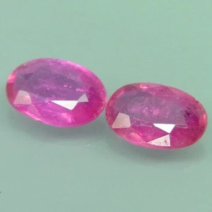 STUNNING PAIR! 1.65ct.Hot AAA Strawberry Red Pink Ruby Mozambique Oval 7x4mm. - Picture 1 of 4
