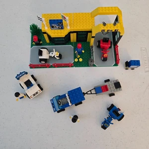 LEGO Town Traffic: 6426 Super Cycle Center - Bild 1 von 7