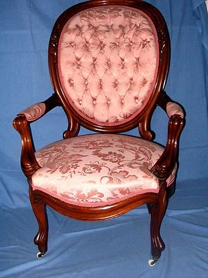 Sillón Victoriano Nogal Caballero Rococó/Ren Revival  Foto 1 de 4