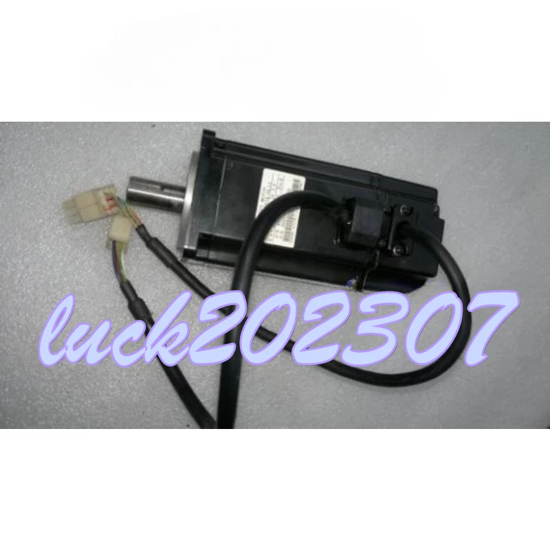 1PC USED YASKAWA SGMAH-04A1A-HL11 servo motor #TX - Image 1 of 1