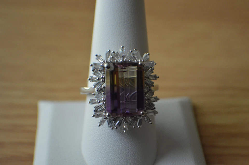 Anillo de platino/circón Anahi premium de 10,00 quilates sobre plata fina talla 9 Foto 1 de 4