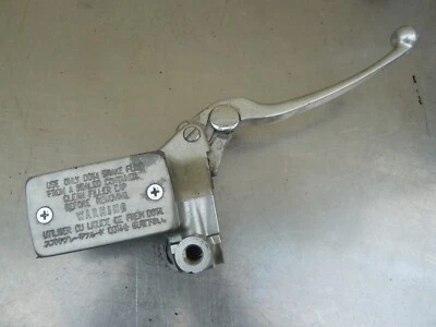 Главный цилиндр и рычаг переднего тормоза Intruder Volusia 800 VL800 02 01-04 Suzuki #O19 - Изображение 1 из 4