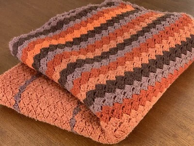 大号复古手工钩针编织毯 72 英寸 x 66 — 第 1/4 张图片