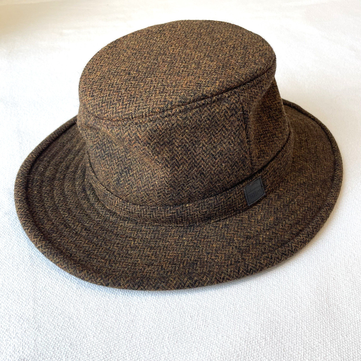 Tilley Hat Tilley Medium Curved Brim Tec Wool Winter Hat Black