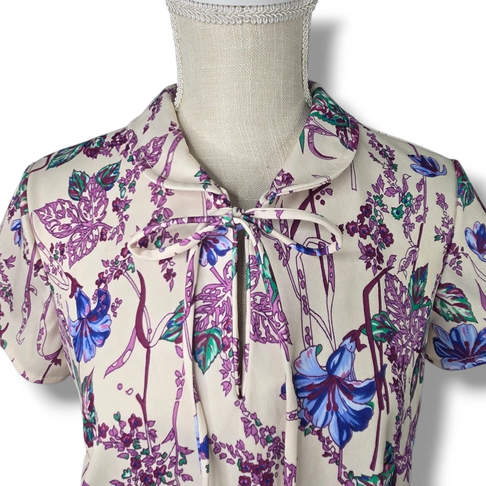Blusa Floral Vintage Años 70 JC Penney Cuello Peter Pan Talla 14 (Talla Mediana) Femenina  Foto 1 de 4