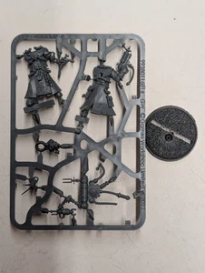 Technoarcheologist, Adeptus Mechanicus, 40K, GW - Picture 1 of 3