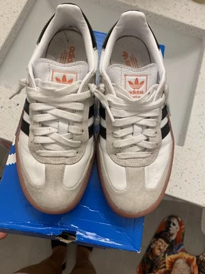 Adidas Samba Og Gum Sole Size 7 Women’s Sneakers Casual Shoes - Image 1 of 4