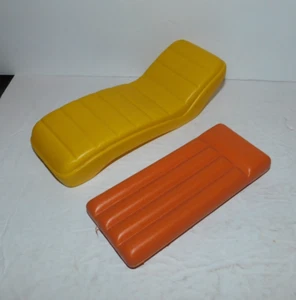 PLASTIC BARBIE DOLL SIZE POOL RAFT AND LOUNGE - Picture 1 of 5