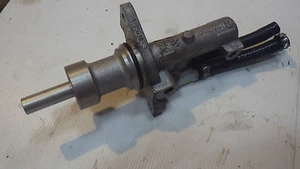 Cilindro de freno principal, cilindro de freno, Mercedes Vito W639 piezas número A0004316901  - Imagen 1 de 3