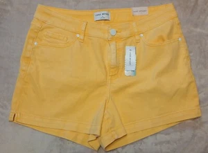 Lane Bryant Shorts Women's Size 16 Yellow Signature Fit NWT - Picture 1 of 10