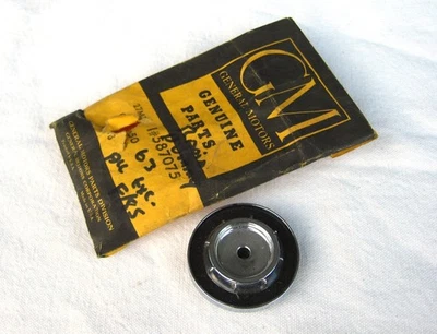 1963 Olds Super/Dynamic 88 98 Starfire NOS GM Inner Radio Dummy Knob 63 Jetfire - Image 1 of 2