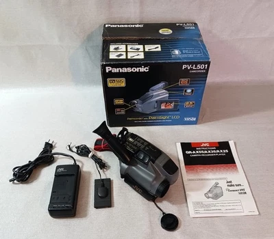 JVC GR-AX25U Camera Recorder Camcorder - READ - Image 1 of 4