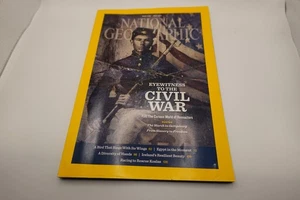 National Geographic - May 2012 With Map Civil War Manakins Egypt Human Hands - Picture 1 of 10