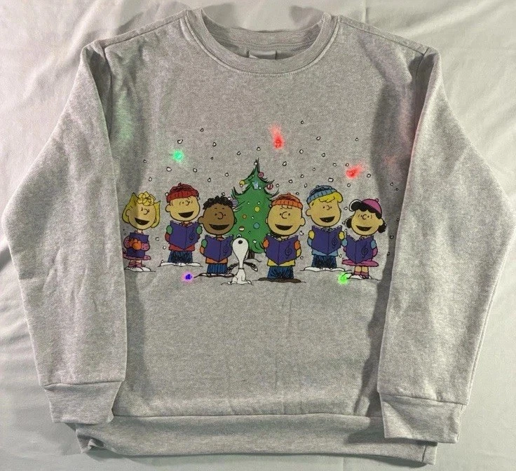 Brand New Peanuts Child Size 8 Charlie Brown Light-up Christmas Sweatshirt