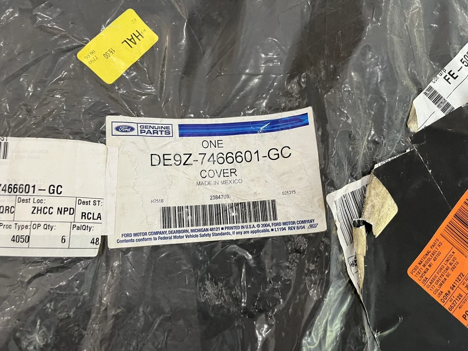 NUEVA CUBIERTA TRASERA DE ASIENTO IZQUIERDA GRIS FORD TERCERA FILA OEM DE9Z7466601GC Lincoln MKT 13-19 Foto 1 de 2