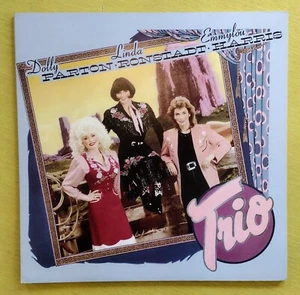 "Trio" - Poster Flat 12 x 12 of Dolly, Emmylou, and Linda in 1987 of Platinum LP - Bild 1 von 3