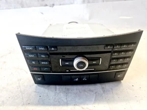19E* Mercedes W212 W207 Autoradio CD GPS Navigation A2129068700 A2128700489 - Bild 1 von 7
