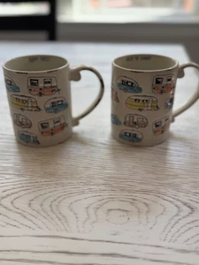 2 Vintage Camper 16 oz Coffee Mugs - Picture 1 of 6