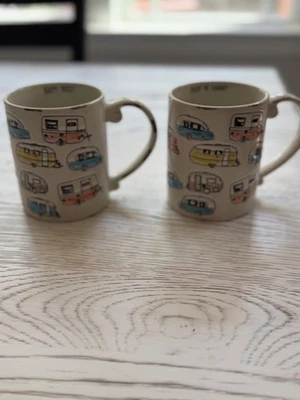 2 Vintage Camper 16 oz Coffee Mugs - Image 1 of 4