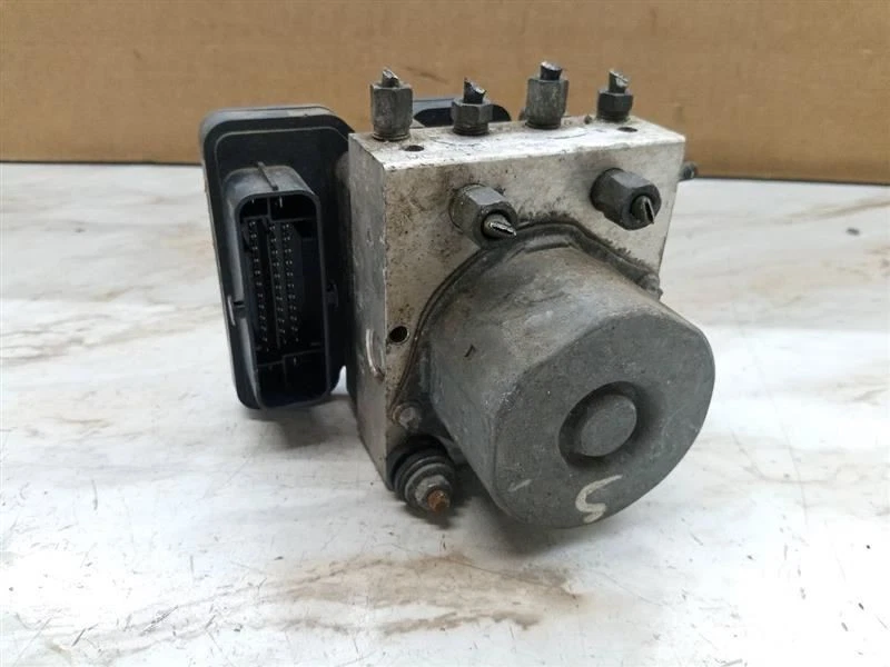 Nissan Altima 2014 módulo ABS de 2,5 L 2265106455 Foto 1 de 4