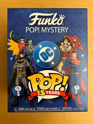 Funko Pop! DC Mystery Metallic Batman NYCC 2025 Pegatina Oficial Limitada a 2000 Foto 1 de 4