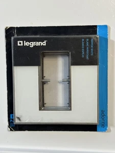 Legrand Adorne AWP2GMW1 2-Gang Wandplatte - Spiegelweiß - Schraubenlos / Neu - Bild 1 von 3