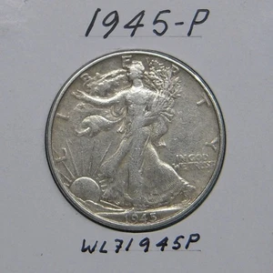 1945-P Mezzo dollaro Walking Liberty, moneta argento 90% - Foto 1 di 2