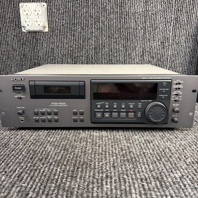 SONY PCM-R500 Digital Audio Tape DAT Player Recorder Deck - Image 1 of 4