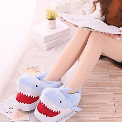 Zapatillas de felpa de dibujos animados animales accesorio para uso en interiores suelas suaves antideslizantes Foto 1 de 4