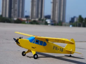 Piper J-3 (Semi Scale ) 39" Wing R/C Airplane kit for Cox SS .049 - Picture 1 of 16