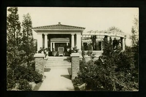 Real photo postcard RPPC House w/ terracotta roof botanical gradens - Picture 1 of 2