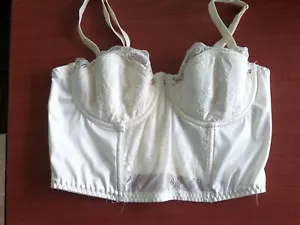 Nuevo sujetador con aros estilo bustier crema Primark Reino Unido 36C Estados Unidos 36B euros 80C - Imagen 1 de 7