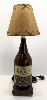Corona Familiar Botella de Cerveza Candelabro LÁMPARA DE MESA Barra Luz con Cordones SOMBRA y Bombilla Foto 1 de 4