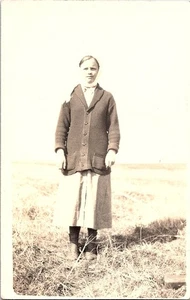 RPPC Postcard Portrait Woman Rural Setting c1918 - Picture 1 of 2