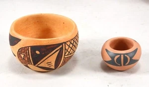 2x Cuencos de cerámica hechos a mano indios Hopi nativos americanos de colección por Elidia Chapella - Imagen 1 de 8