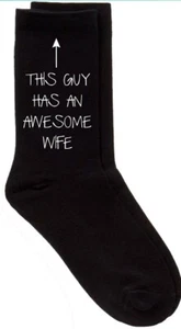 60 Second Makeover Limited Men's "This Guy Has An Awesome Wife" Black Calf Socks - Picture 1 of 1