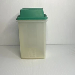 Tupperware XL Pick A Deli 1560-10 Clear w/ Green Lid Jumbo Square Vintage - Picture 1 of 8