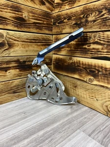 ORIGINAL Audi Q7 4M Motorhaubenscharnier für vorne links 4M0823301B NEU - Bild 1 von 1