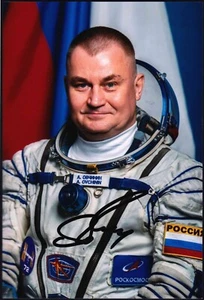 RUSSLAND 2024 Sojus MS-26 Commander;Russia Astronaut Aleksey Ovchinin orig. Signiert - Bild 1 von 1